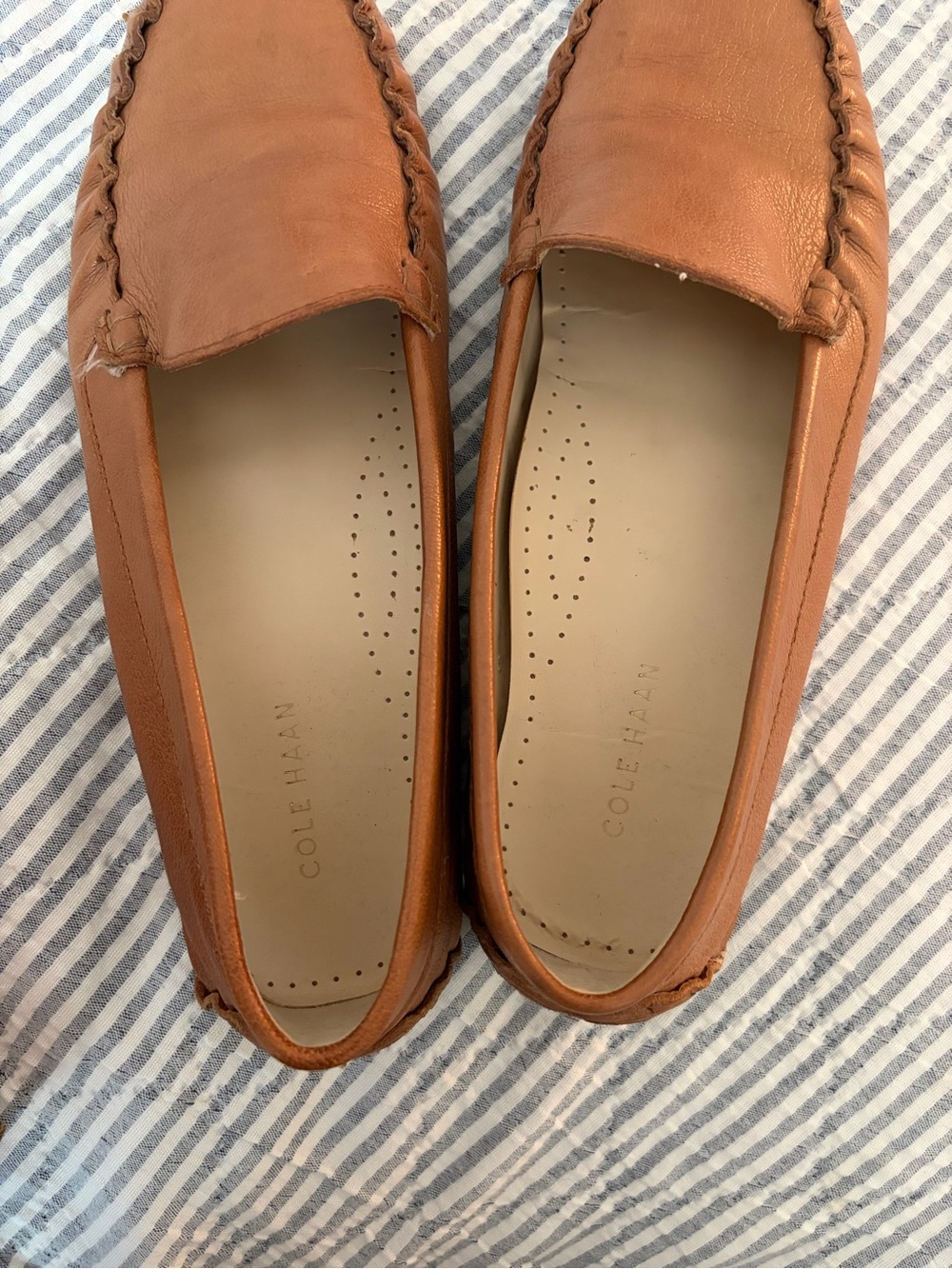 Women’s Cole Haan Tan Leather Moccasin Loafers - Picture 4 of 5